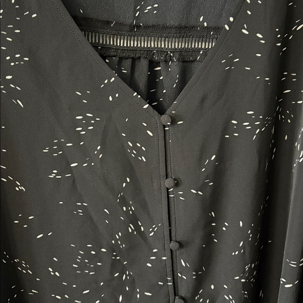 Reitmans Black Blouse with White Speckle Pattern - Picture 2 of 6